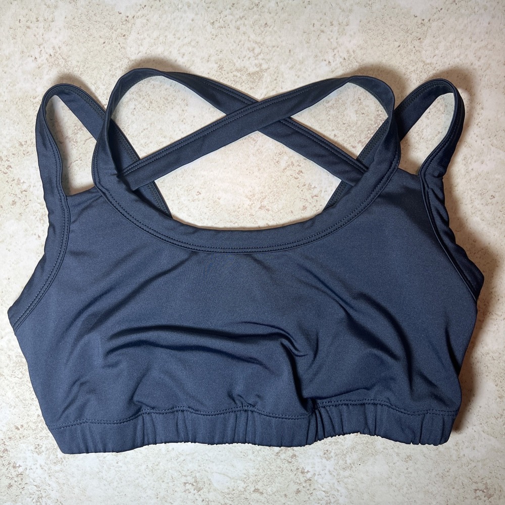 Kiava Endurance High Impact Sports Bra Size Medium Gray Criss Cross Straps EUC
